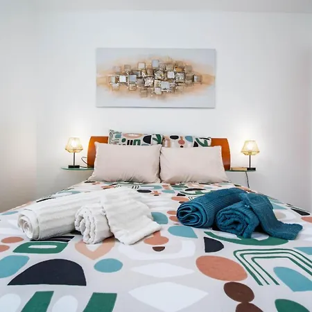 Апартаменты L'ecrin Des Prebendes Centre