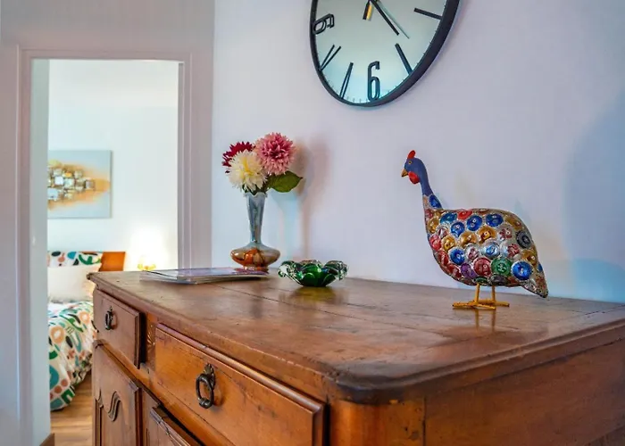 Апартаменты L'ecrin Des Prebendes Centre